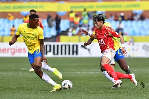 "أحدهما لم يلعب في عهد كاردوزو".. صنداونز يستعيد ثنائي الفريق قبل مباراة الأهلي